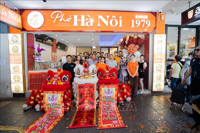 “Pho Hanoi 1979” restaurant opens in Sydney. VNA Photo