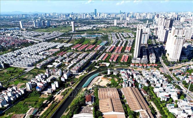 Ha Dong district in Hanoi is one among areas seeing numerous real estate projects underway. VNA Photo: Tuấn Anh