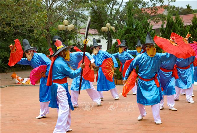 Trò Xuân Phả được đánh giá cao về giá trị văn hóa - nghệ thuật và đưa vào danh mục Di sản văn hóa phi vật thể quốc gia. Ảnh: Thanh Tùng - TTXVN