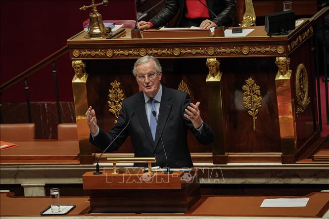 Thủ tướng Pháp Michel Barnier phát biểu trong phiên bỏ phiếu bất tín nhiệm tại Quốc hội ở Paris, ngày 4/12/2024. Ảnh: THX/TTXVN