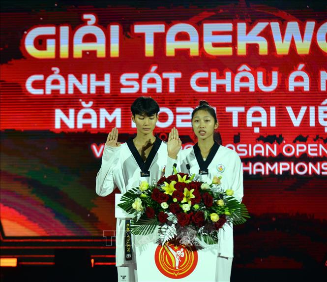 Đại diện vận động viên tuyên thệ tại Giải. Ảnh: Thanh Vân- TTXVN