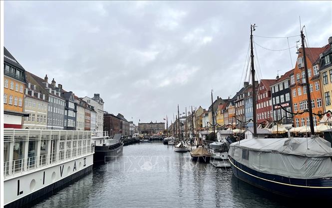 Kênh Nyhavn ở thủ đô Copenhagen, Đan Mạch. Ảnh: Hương Giang - PV TTXVN từ Đan Mạch