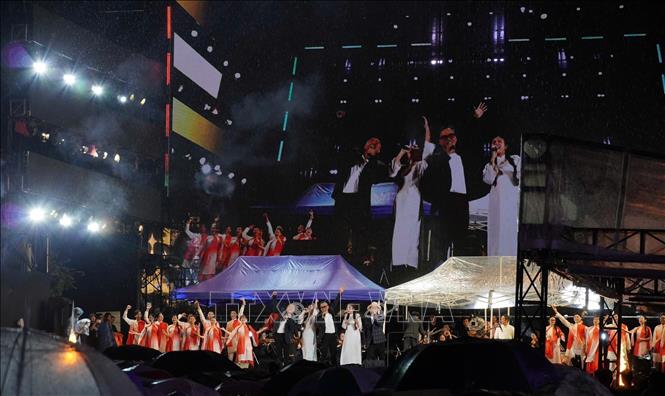 A performance of the MTV band. VNA Photo: Thu Hương