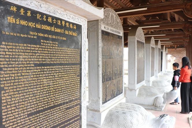  Nhà bia đề danh Tiến sĩ nho học trấn Hải Dương (1075-1919). Ảnh: Mạnh Minh - TTXVN