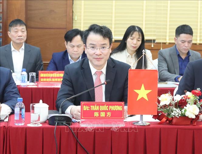 Deputy Minister of Planning and Investment Tran Quoc Phuong, head of the Vietnamese delegation, speaks at the talks. VNA Photo: Quang Duy