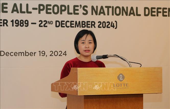 Phó Đại sứ Việt Nam tại Hàn Quốc Nguyễn Thị Thái Bình phát biểu chào mừng tại buổi lễ.