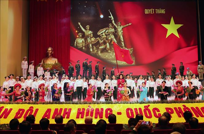 A grand ceremony is held in Ha Noi on December 20 to celebrate the 80th founding anniversary of the Vietnam People’s Army. VNA Photo