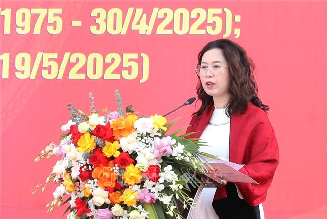 Bà Vi Thanh Hoài, Phó Cục trưởng Cục Văn hóa cơ sở, Bộ Văn hóa, Thể thao và Du lịch phát biểu tại buổi lễ. Ảnh: Đức Phương - TTXVN