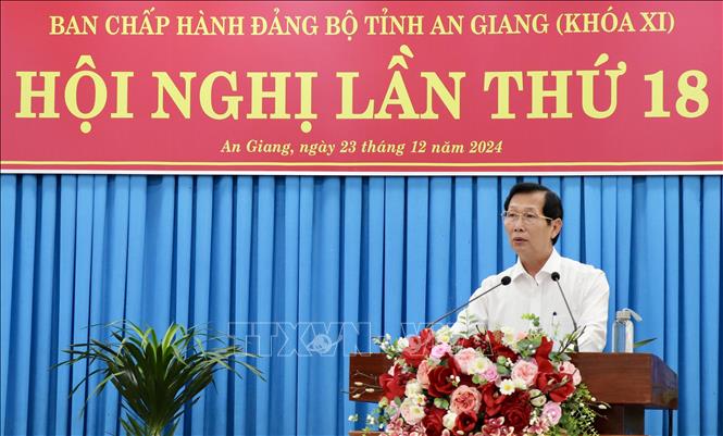 Ông Lê Văn Phước, Phó Chủ tịch UBND tỉnh An Giang phát biểu tại hội nghị. Ảnh: Thanh Sang - TTXVN