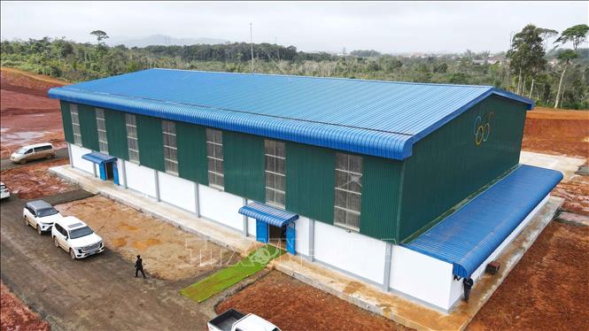 Nhà thi đấu đa năng trong Khu liên hợp thể thao huyện Dakcheung (Lào). Ảnh: Đỗ Bá Thành - PV TTXVN tại Lào