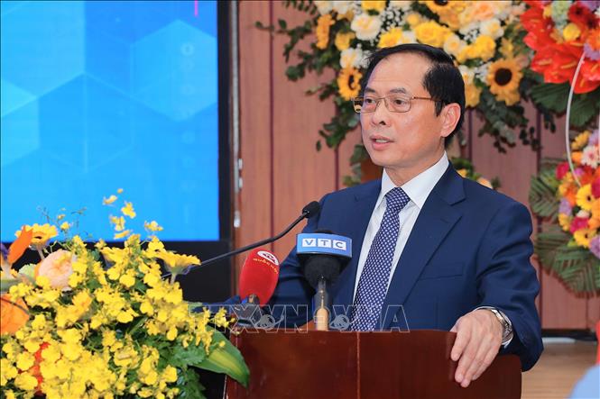 Phó Thủ tướng, Bộ trưởng Ngoại giao Bùi Thanh Sơn phát biểu chỉ đạo. Ảnh: Hoàng Hiếu - TTXVN