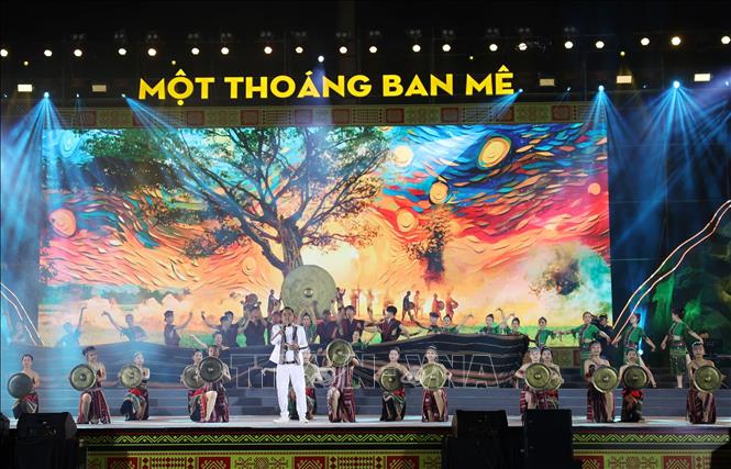Chương trình nghệ thuật “Một thoáng Ban Mê” chào Năm mới 2025. Ảnh: Hoài Thu – TTXVN