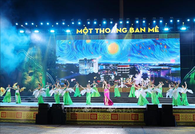 Chương trình nghệ thuật “Một thoáng Ban Mê” chào Năm mới 2025. Ảnh: Hoài Thu – TTXVN