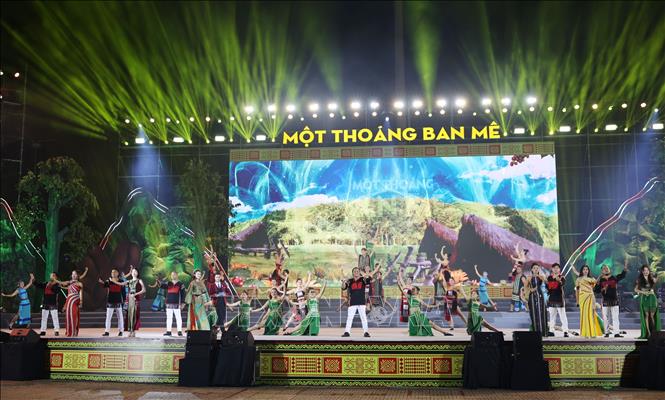 Chương trình nghệ thuật “Một thoáng Ban Mê” chào Năm mới 2025. Ảnh: Hoài Thu – TTXVN