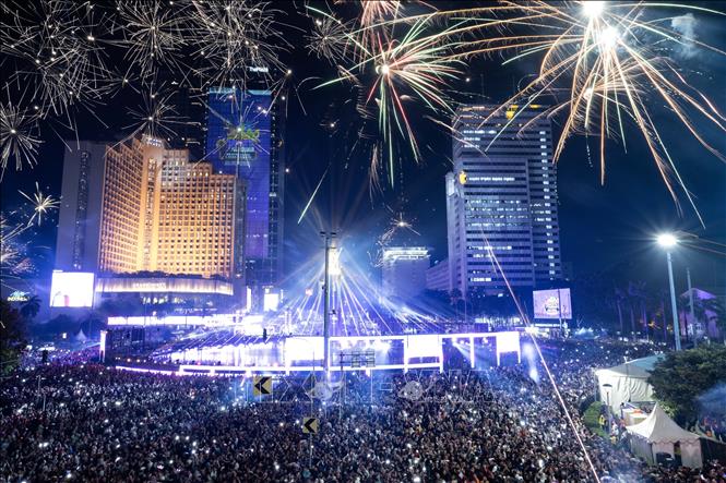 Chương trình nghệ thuật mừng Năm mới 2025 tại Jakarta, Indonesia ngày 31/12/2024. Ảnh: THX/TTXVN
