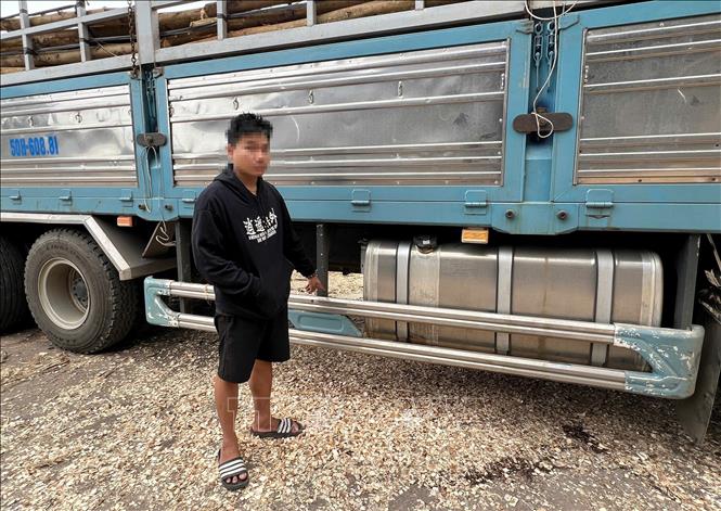 Tài xế La Thanh Duy nghi điều khiển xe tải gây tai nạn chết người rồi bỏ chạy. Ảnh: TTXVN phát
