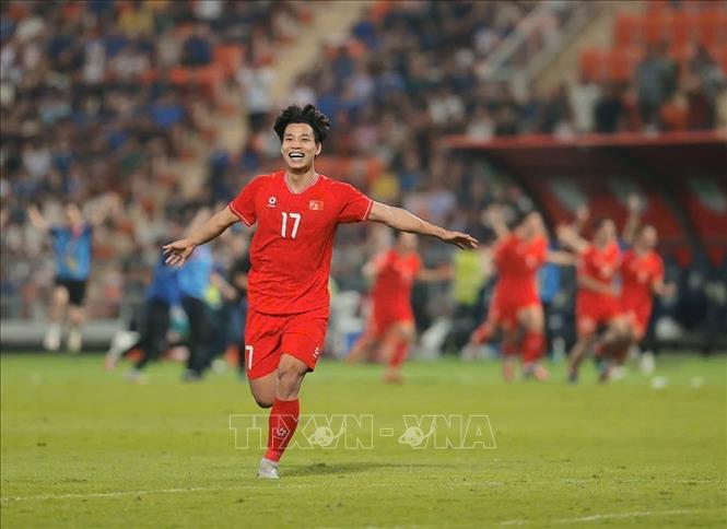 Niềm vui của Văn Thanh sau khi trận đấu kết thúc và đội tuyển Việt Nam lên ngôi vô địch ASEAN Cup 2024. Ảnh: Minh Quyết – PV TTXVN từ Thái Lan