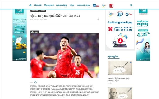 Tối 5/1/2025, ngay sau khi trận đấu kết thúc, báo điện tử Thmey Thmey đưa bản tin với tiêu đề “Việt Nam trở thành nhà vô địch AFF Cup 2024”. Ảnh: TTXVN phát 