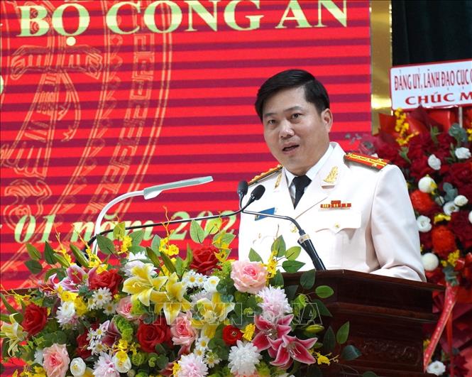 Đại tá Vũ Văn Đấu phát biểu nhận nhiệm vụ tại buổi lễ. Ảnh: Thanh Thuỷ-TTXVN 