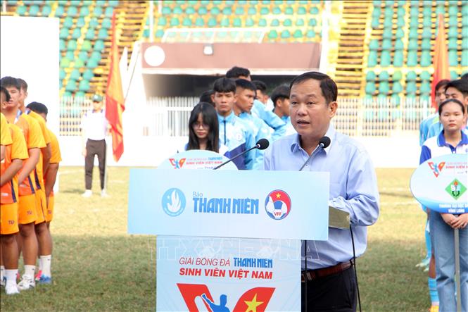 Phó Giám đốc Sở Văn hóa, Thể thao và Du lịch thành phố Cần Thơ Trương Công Quốc Việt phát biểu tại lễ khai mạc. Ảnh: Trung Kiên - TTXVN