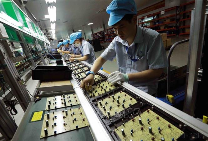 Công ty TNHH công nghệ điện tử Chee Yuen Việt Nam, 100% vốn Đài Loan (Trung Quốc) tại Khu công nghiệp An Dương (Hải Phòng), chuyên sản xuất các loại sản phẩm nhựa và linh kiện điện tử ngành máy in. Ảnh: Vũ Sinh - TTXVN