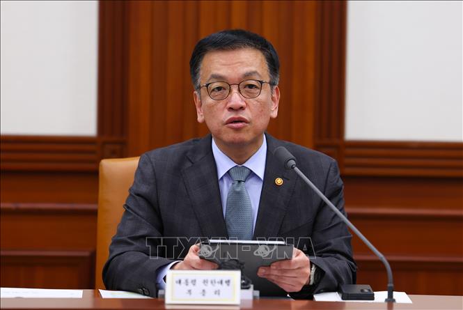 Quyền Tổng thống Hàn Quốc Choi Sang Mok phát biểu tại cuộc họp ở Seoul ngày 9/1/2025. Ảnh: Yonhap/TTXVN