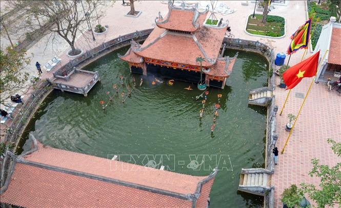 Thủy đình biểu diễn rối nước tại làng Đào Thục, xã Thụy Lâm, huyện Đông Anh. Ảnh: Trần Việt - TTXVN