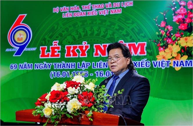 Nghệ sĩ Nhân dân Tống Toàn Thắng, Giám đốc Liên đoàn Xiếc Việt Nam phát biểu. Ảnh: Thanh Hà - TTXVN