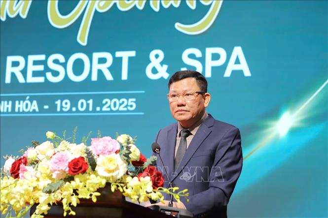 Phó Chủ tịch UBND tỉnh Thanh Hoá Nguyễn Văn Thi phát biểu tại buổi lễ. Ảnh: TTXVN phát
