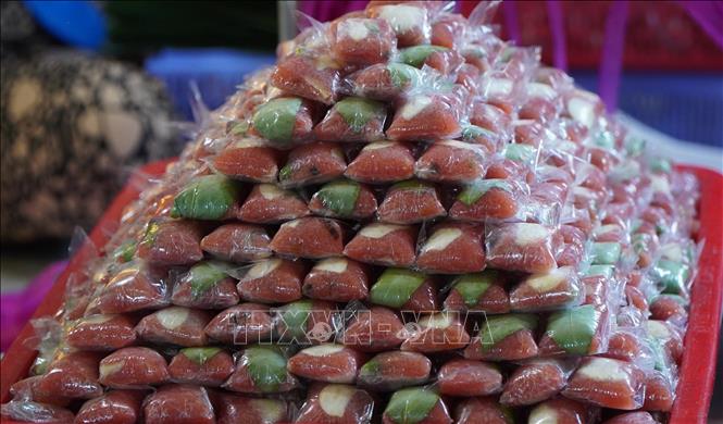 Sản phẩm nem Lai Vung của Đồng Tháp. Ảnh: Nhựt An - TTXVN