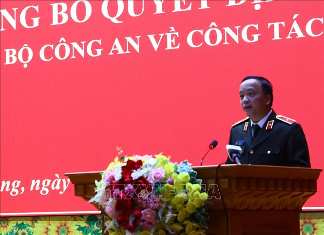 Thiếu tướng Đặng Hồng Đức, Ủy viên Đảng ủy Công an Trung ương, Thứ trưởng Bộ Công an, phát biểu  tại lễ công bố. Ảnh: Minh Tâm-TTXVN