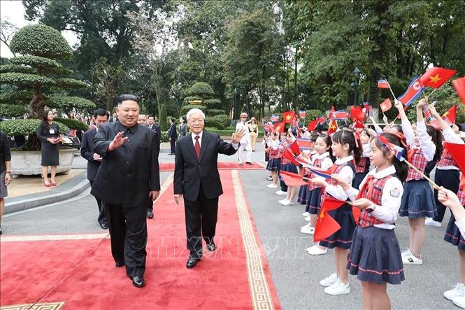 Tổng Bí thư, Chủ tịch nước Nguyễn Phú Trọng chủ trì Lễ đón đồng chí Kim Jong-un, Chủ tịch Đảng Lao động Triều Tiên, Chủ tịch Ủy ban Quốc vụ nước CHDCND Triều Tiên thăm hữu nghị chính thức Việt Nam (Hà Nội, 1/3/2019). Ảnh: Trí Dũng - TTXVN
