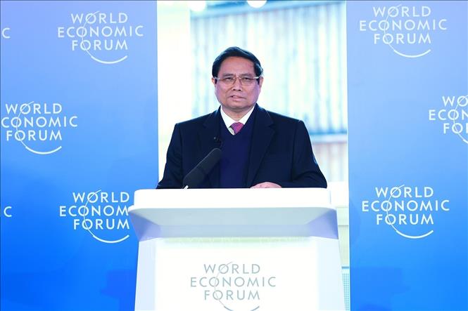 Prime Minister Pham Minh Chinh presides at the World Economic Forum’s Country Strategic Dialogue on Vietnam. VNA Photo: Dương Giang