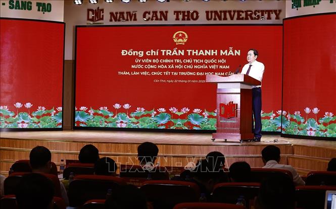 Chủ tịch Quốc hội Trần Thanh Mẫn phát biểu tại Đại học Nam Cần Thơ. Ảnh: Doãn Tấn - TTXVN
