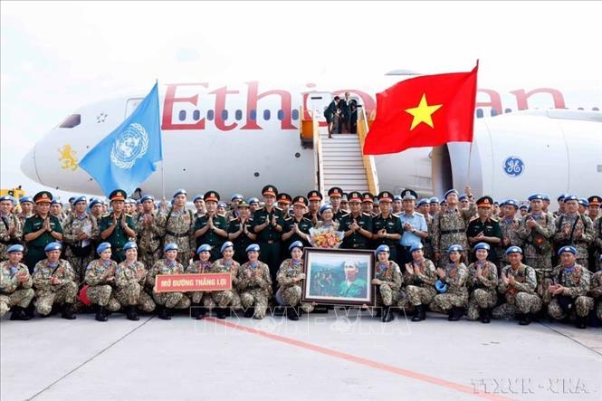 Việt Nam đóng góp tích cực, có trách nhiệm vào hoạt động của Liên hợp quốc. Trong ảnh: Bộ Quốc phòng tổ chức Lễ tiễn Đội Công binh số 2 lên đường thực hiện nhiệm vụ gìn giữ hòa bình Liên hợp quốc tại Phái bộ UNISFA, khu vực Abyei (08/8/2023). Ảnh: An Đăng - TTXVN