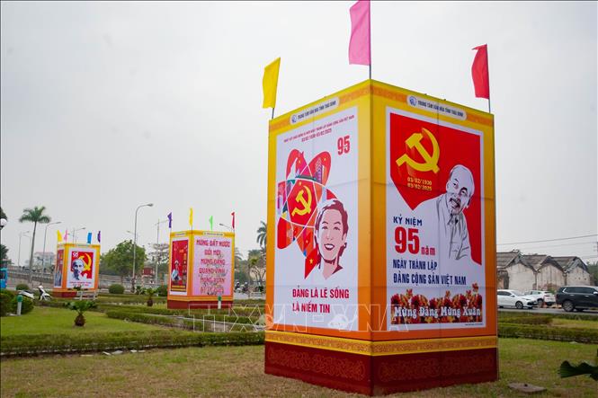 Pano mừng Đảng, mừng xuân trước Bảo tàng tỉnh Thái Bình. Ảnh: Vũ Quang - TTXVN