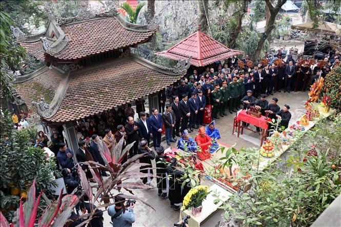 Lễ hội Đền Đuổm được đưa vào Danh mục Di sản văn hóa phi vật thể quốc gia năm 2017. Ảnh: Trần Trang-TTXVN