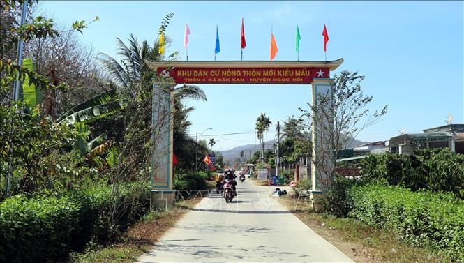 Khu dân cư nông thôn mới kiểu mẫu thôn 4, xã Đăk Kan (Ngọc Hồi, Kon Tum). Ảnh: Cao Nguyên - TTXVN
