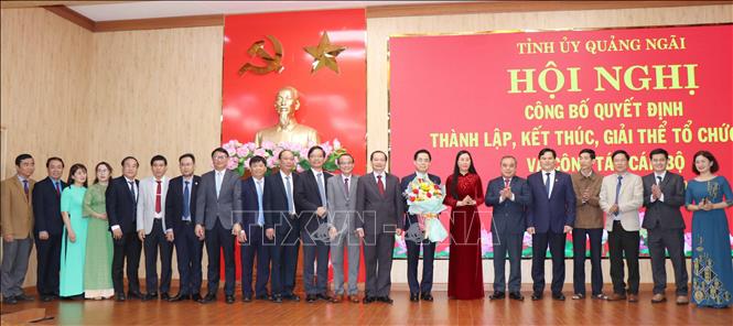 Ban Chấp hành Đảng bộ UBND tỉnh Quảng Ngãi gồm 24 đồng chí. Phó Bí thư Tỉnh ủy, Chủ tịch UBND tỉnh Quảng Ngãi Nguyễn Hoàng Giang giữ chức Bí thư Đảng bộ UBND tỉnh Quảng Ngãi. Ảnh: Phạm Cường - TTXVN