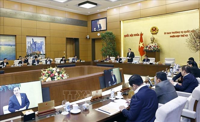 A view of the 42nd session of the NA Standing Committee. VNA Photo: Doãn Tấn