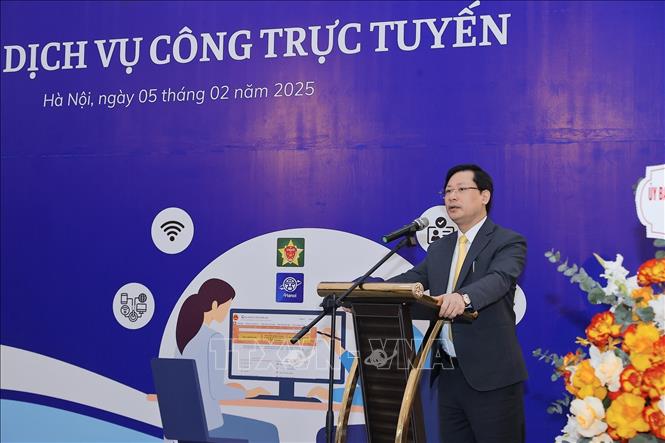 Ông Chu Quang Hào, Tổng giám đốc Tổng công ty Bưu điện Việt Nam phát biểu. Ảnh: Minh Quyết - TTXVN