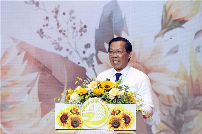 Chủ tịch UBND Thành phố Hồ Chí Minh Phan Văn Mãi phát biểu chỉ đạo. Ảnh: Tiến Lực - TTXVN