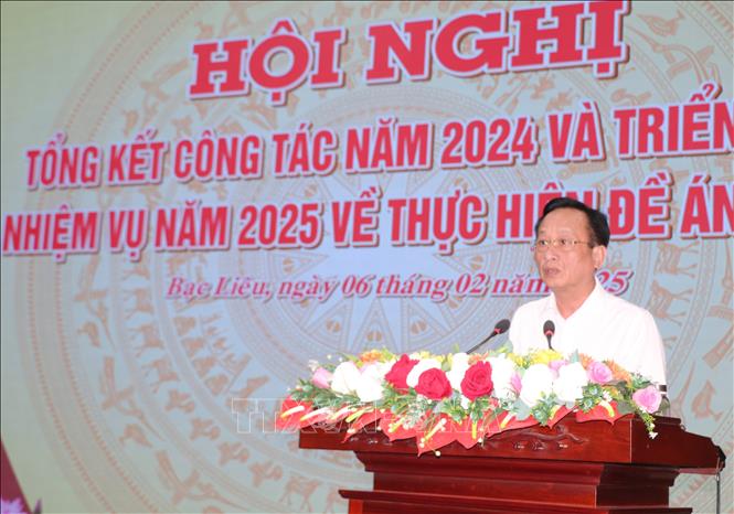 Chủ tịch UBND tỉnh Bạc Liêu Phạm Văn Thiều phát biểu tại Hội nghị. Ảnh: Tuấn Kiệt – TTXVN