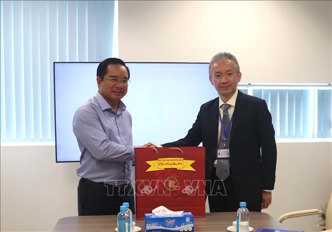 Bí thư Tỉnh uỷ Long An Nguyễn Văn Được thăm, chúc Tết Công ty Cổ phần Dược phẩm 3/2 (Tập đoàn Zeria) tại Khu công nghiệp Long Hậu (Cần Giuộc, Long An). Ảnh: Đức Hạnh - TTXVN 