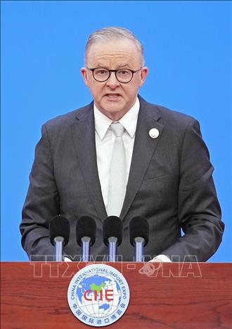 Thủ tướng Australia Anthony Albanese khẳng định nước này ủng hộ lập trường về một giải pháp hai nhà nước để giải quyết cuộc khủng hoảng ở Gaza; ủng hộ lệnh ngừng bắn, ủng hộ việc thả con tin và sẵn sàng hỗ trợ các hoạt động viện trợ vào Gaza. Ảnh: Kyodo/TTXVN