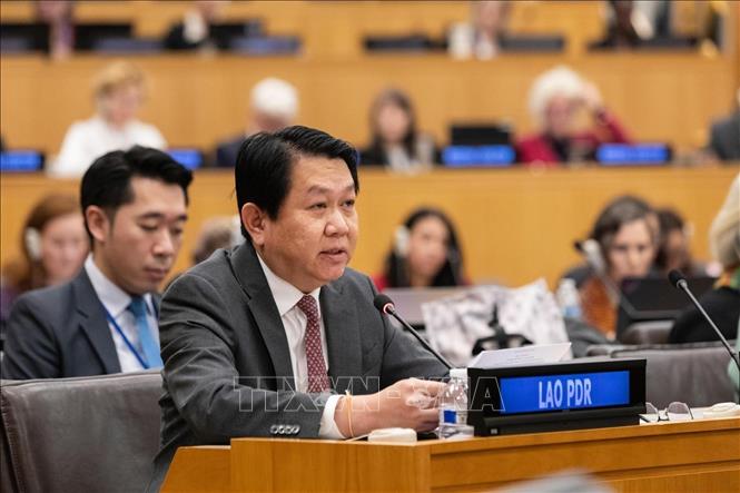Đại diện Phái đoàn Lào tham dự Phiên họp Hội đồng chấp hành Quỹ Nhi đồng Liên hợp quốc (UNICEF). Ảnh: TTXVN phát