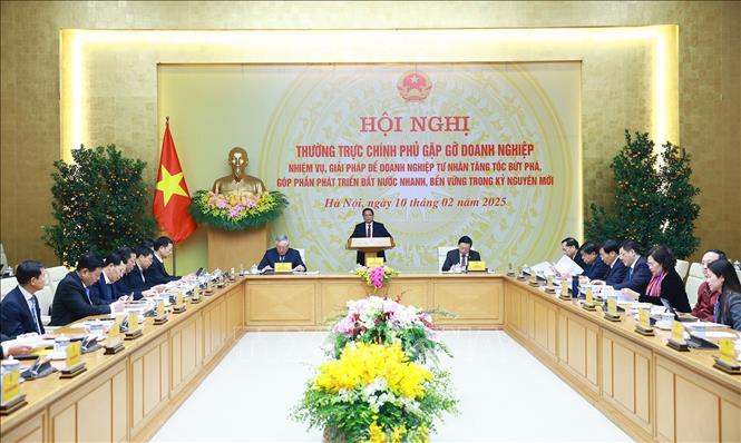 Thủ tướng Phạm Minh Chính khai mạc Hội nghị Thường trực Chính phủ gặp gỡ doanh nghiệp. Ảnh: Dương Giang-TTXVN 

