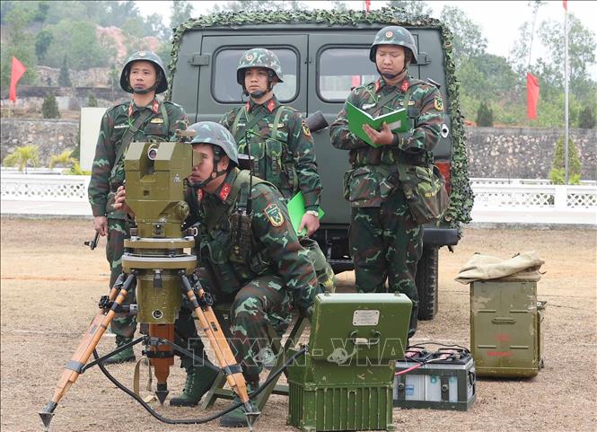 Mô phỏng nhiệm vụ phóng tên lửa. Ảnh: Thống Nhất – TTXVN