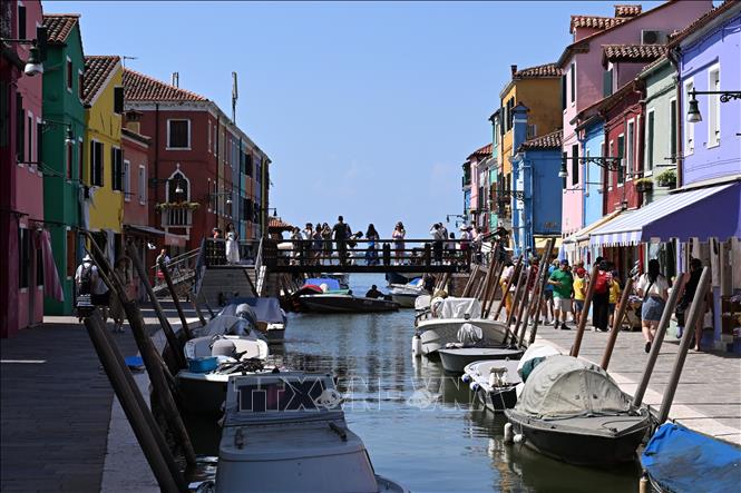 Khách du lịch tại Venice, Italy. Ảnh: THX/TTXVN