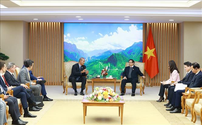 Thủ tướng Phạm Minh Chính tiếp ông Renato Costa, Chủ tịch Công ty Friboi thuộc Tập đoàn cung ứng thịt JBS SA của Brazil. Ảnh: Dương Giang-TTXVN